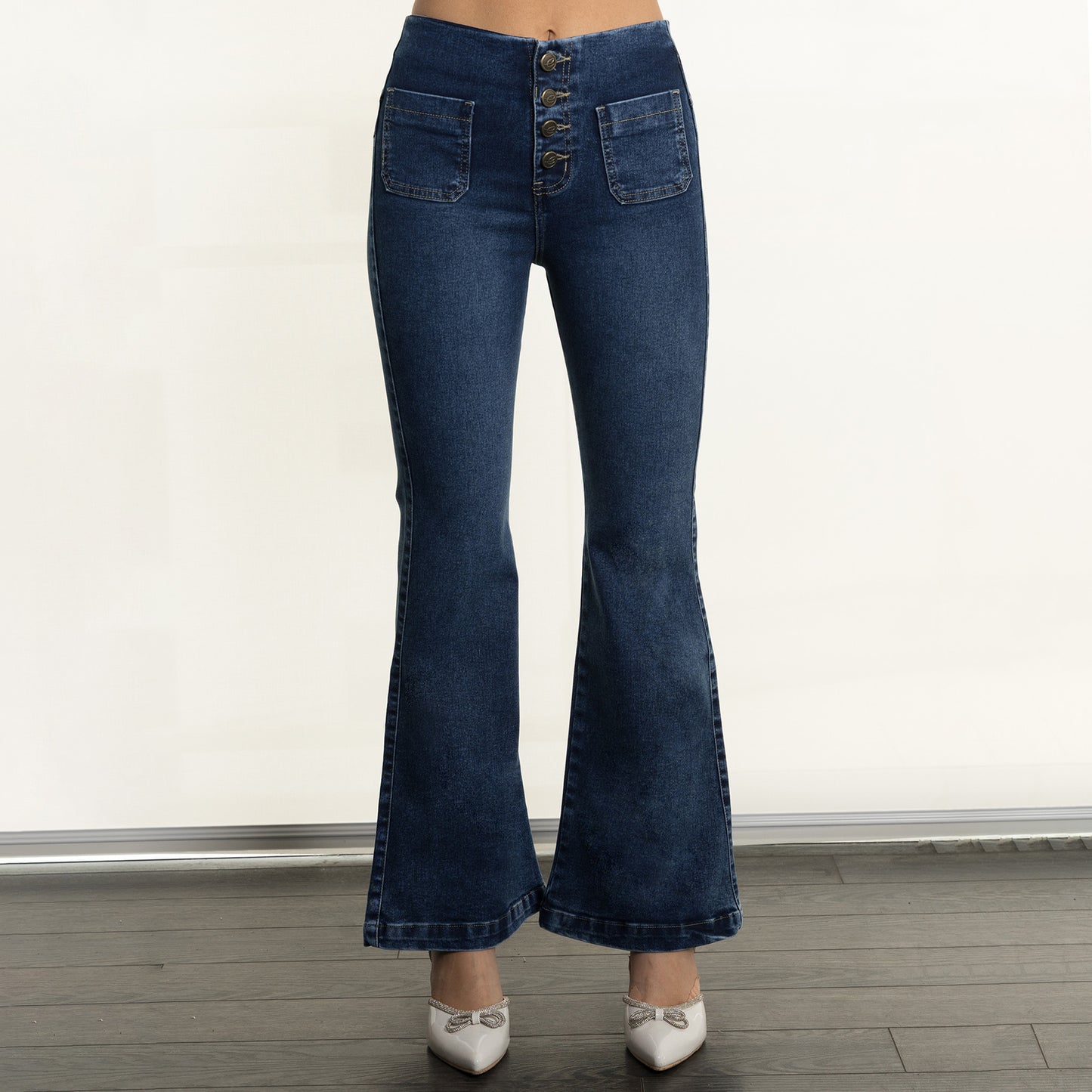 Pantalón denim flare DUBAI